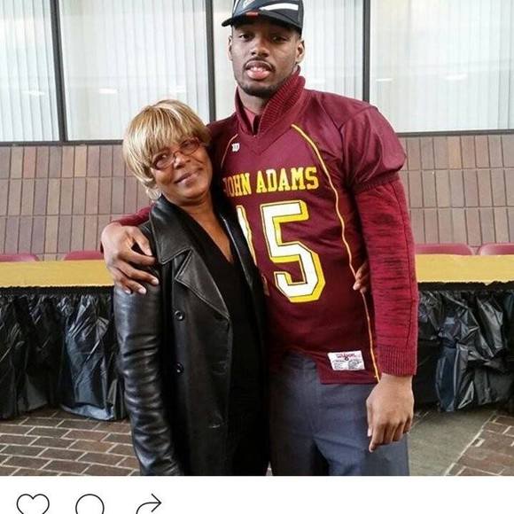 Meet your Posher, Charlene - Picture 1 of 1